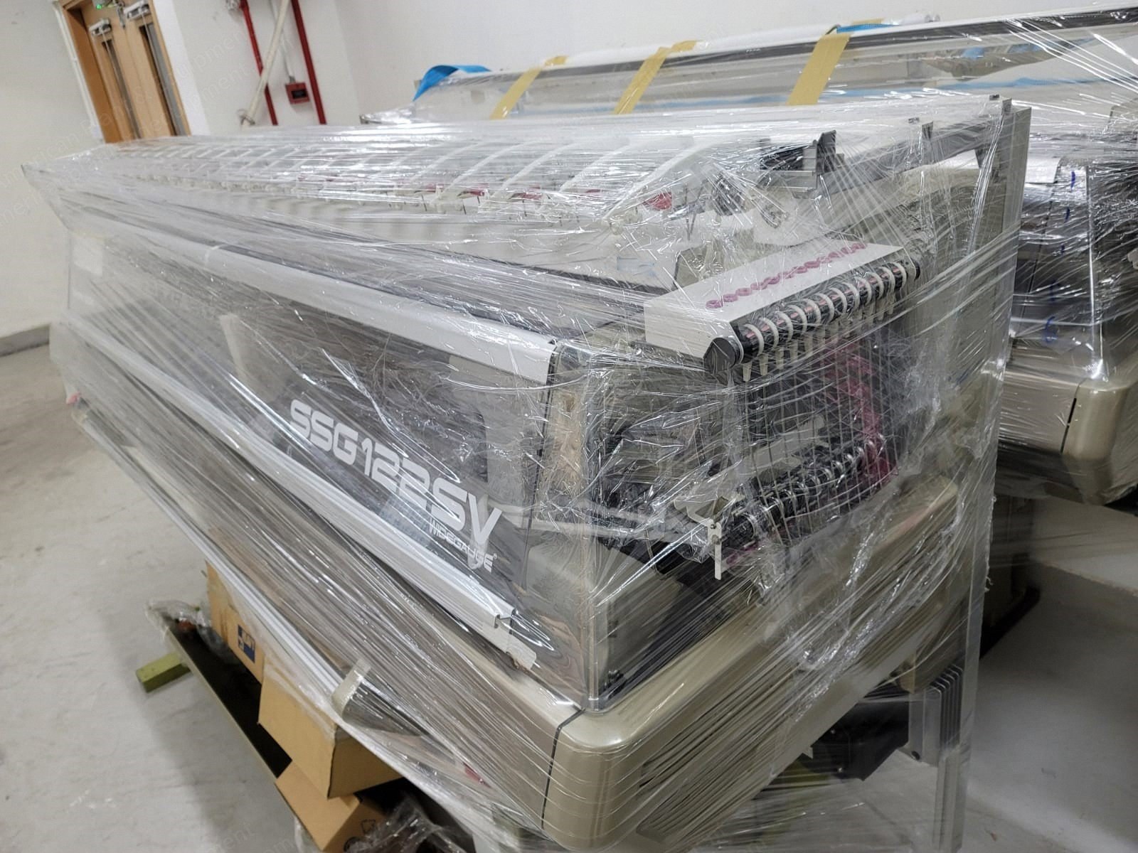 Shima Seiki, SSG 122SV, 2007, 7gg, Full Fashion Knitting Machine