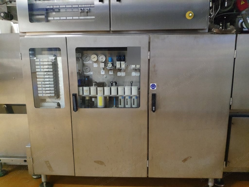 Tetra Pak, TBA 19/200 s, 2011, 200ml Slim, Straw Applicator, Conveyor, 7900 Hours