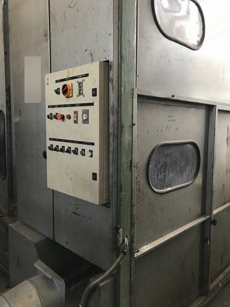 Ommi, Mixing Chamber, 1989, 3x7x5m Box Dimensions