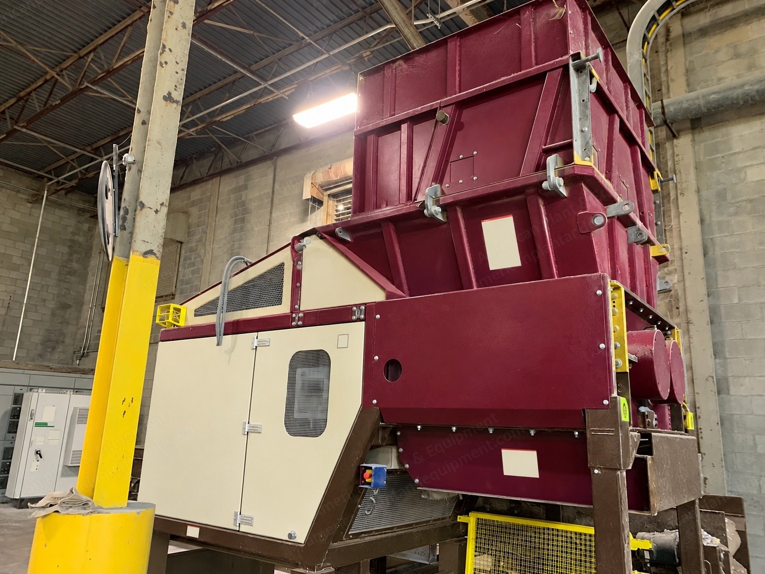 Haas Shred Tech, 1500-E, 2018, Dual Shaft Shredder, 25 to 38 Tons per Hour, 2 x 90 kW