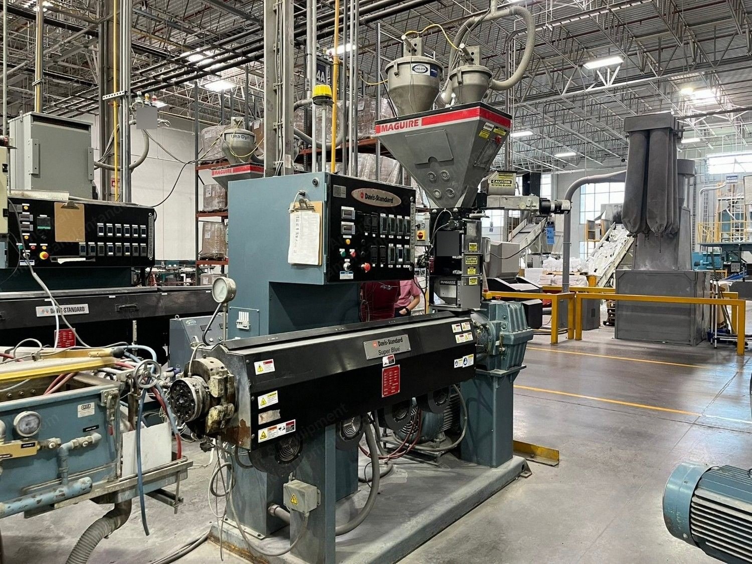 Davis Standard, Super Blue, 75mm, 24:1 & 30:1, Air Cooled Extruder, 50 HP