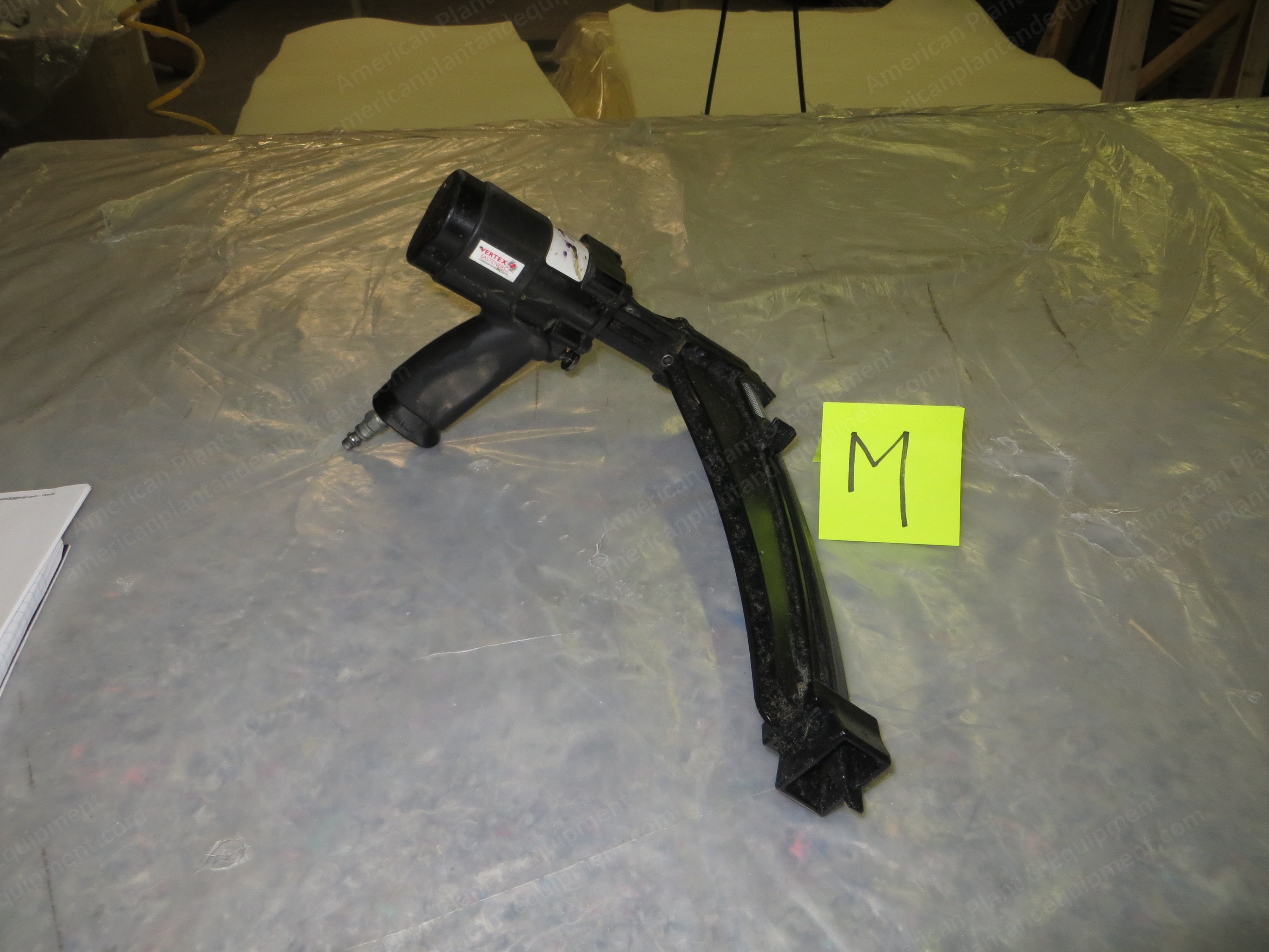 Vertex, Hog Ring Gun