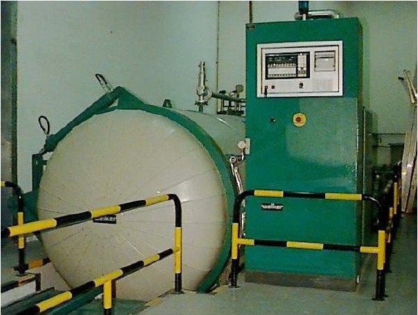 Welker Yarn Steamer, 1992, 76,000 Liters, 4 Trolleys Capacity, 1-4 Bars
