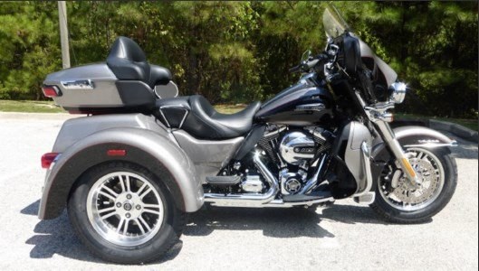 Harley-Davidson, Tri Glide Ultra, 2016, 1690cc V-Twin Engine, 6-Speed Manual, 5 Miles