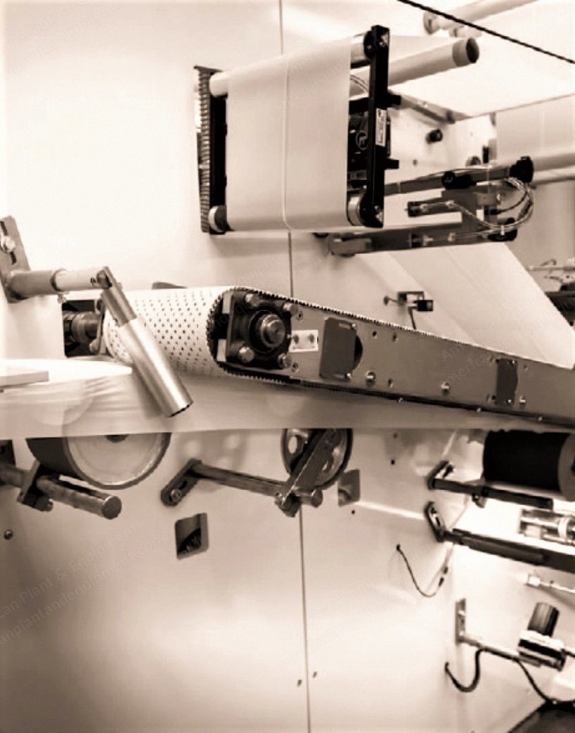 NovaStar, Automatic High-Speed Surgical Mask Machine, 600 to 800 masks/min, with Packaging