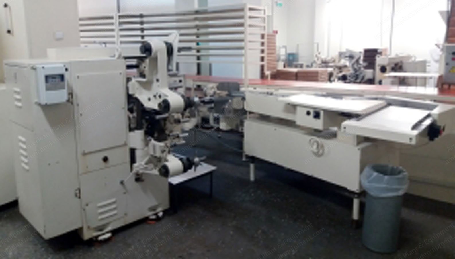 Nagema, EU7, Chocolate Double Twist Wrapper, 180 to 380 per minute, MG1 Infeed Aligner Conveyor