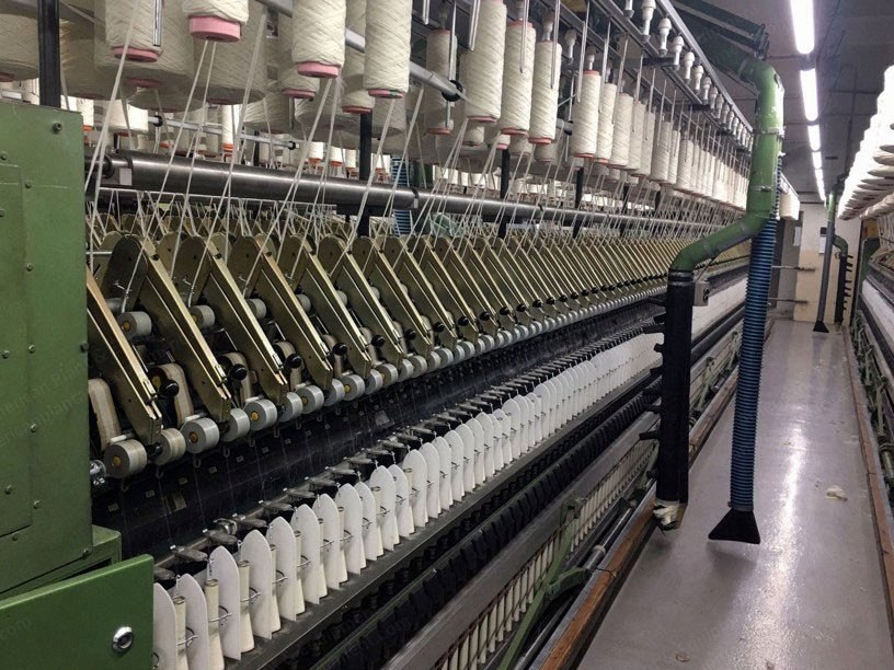 Zinser, 420, 1989/1990, 344 Spindles, 82.5mm Pitch, 52mm Ring Diameter, SKF PK1601 Double Drafting System, Covemat Automatic Doffer