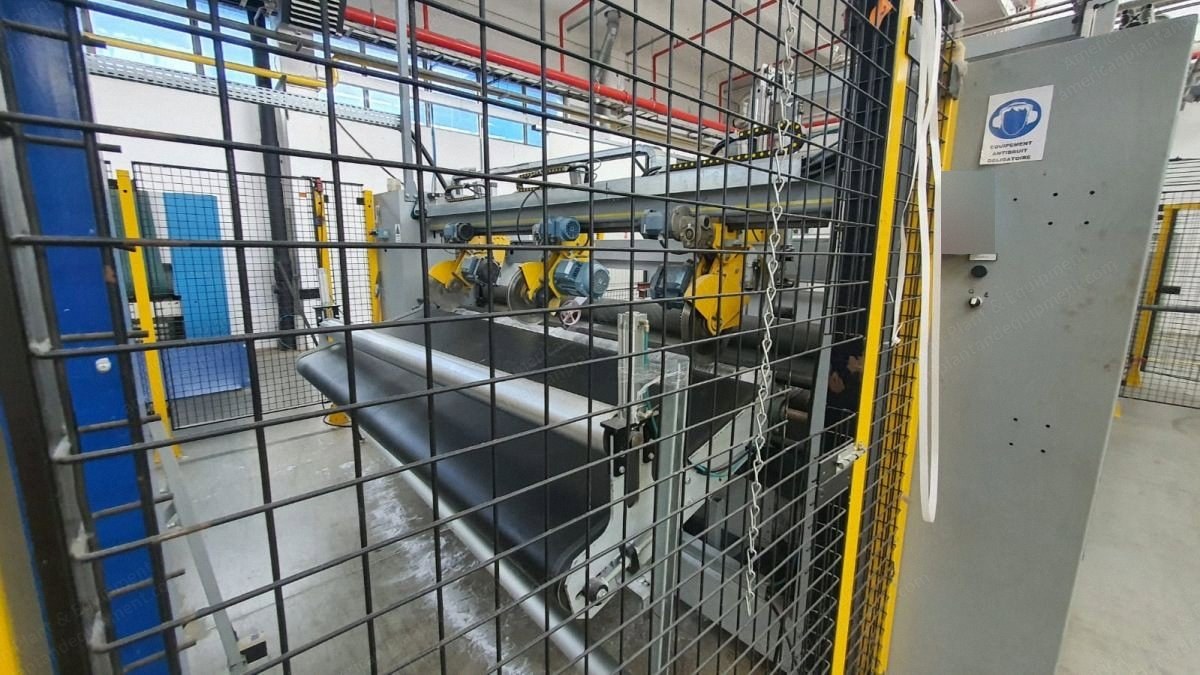 Technoplants Cutting and Winding Unit, 2008, 2500mm Working Width, with Accumulator