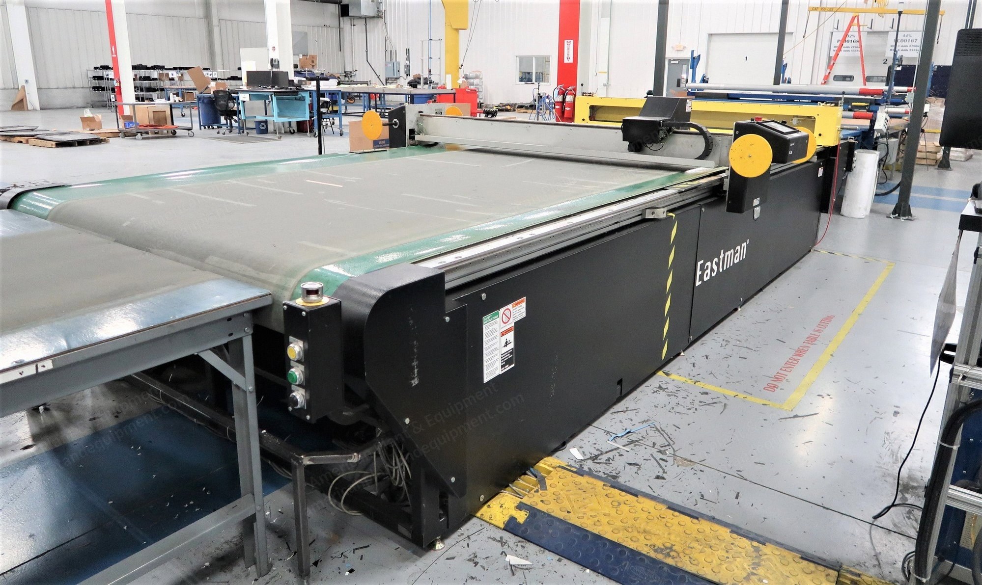 Eastman, Eagle EC3, 2012, 78" x 16' Table, CNC Conveyor Fabric Cutter, 60"/sec Max Speed