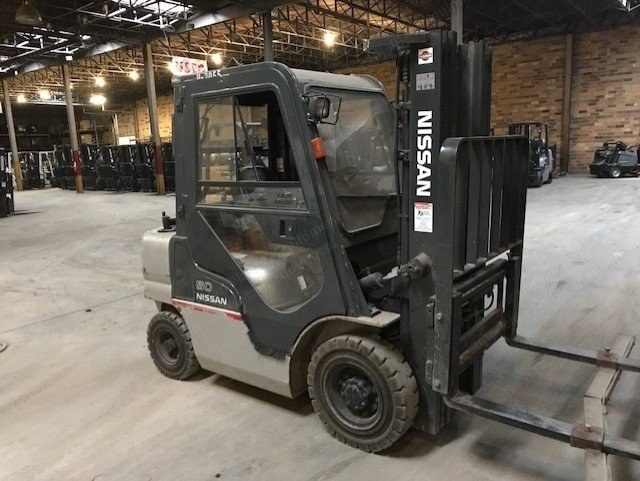 Nissan, PF50LP, 2009, 5000 lbs Capacity, Triple Stage Mast, LP Gas, Cab with Heat