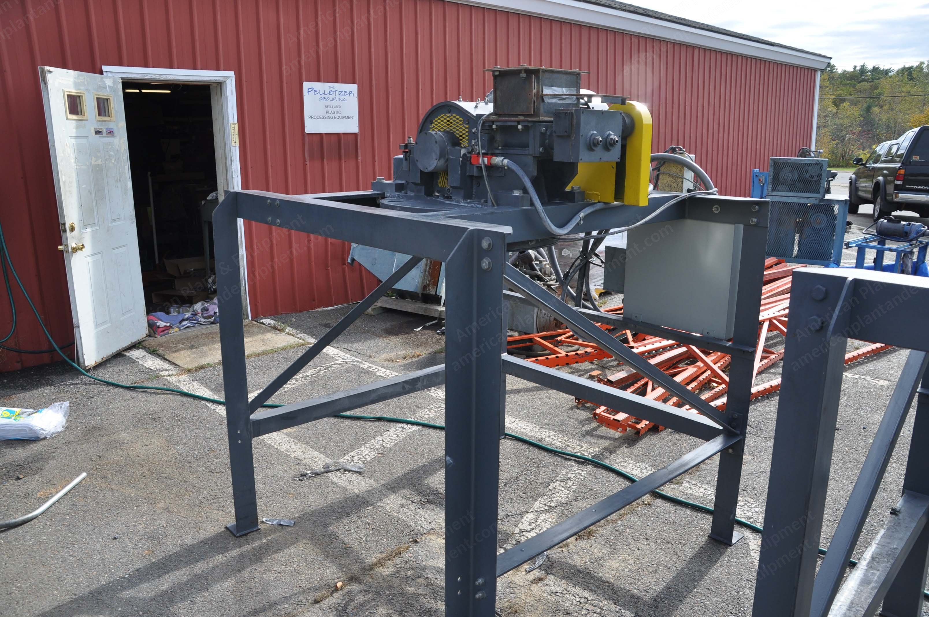Blue Tech, 30 HP Hammer Mill