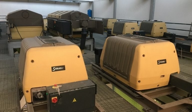 Staubli, CX870/2688, 2000-2004, 2400 Hooks Installed, JC5 Controller