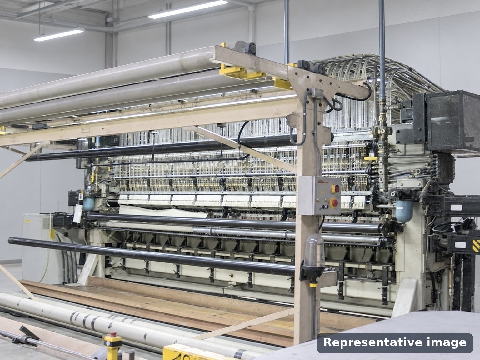 Cobble, ST Pantera, 2015, Broadloom Tufting Machine, 5/32 in Gauge, Loop Pile, 5 m Width, 4 Roll Servo Multiroll
