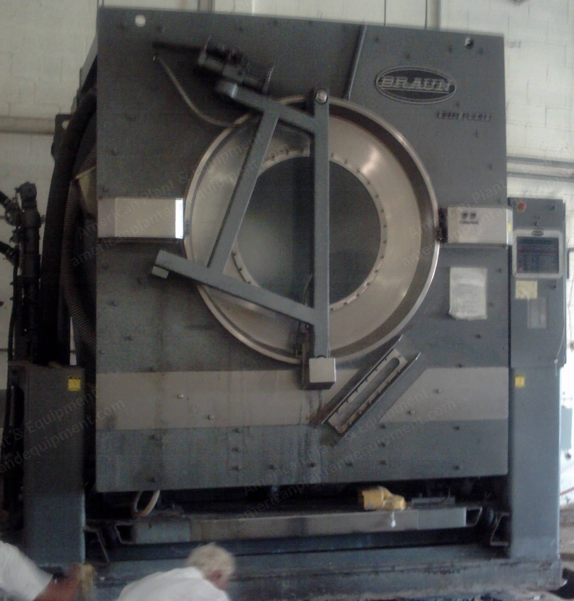 Braun, 800 Lbs, 2-Way Tilt, Microprocessor Controls