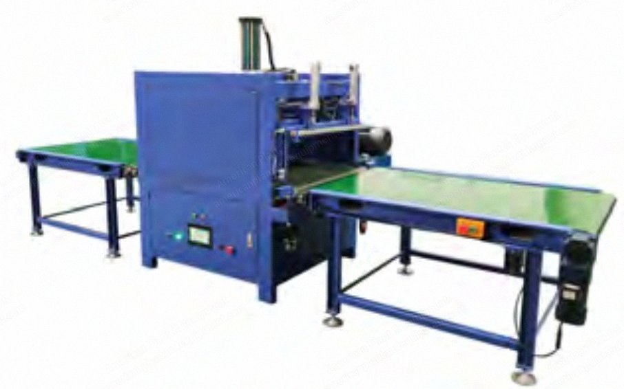 NovaStar, NovaStar, Automatic Pillow Packing Machine, 300-350 pcs/hour, 7.5kW, 800mm sealing width