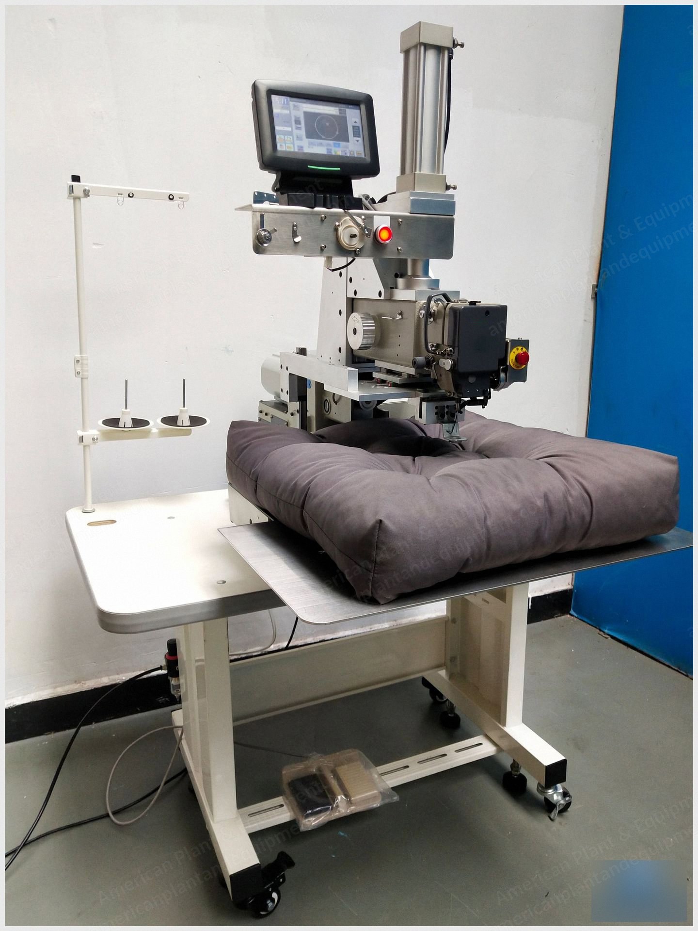 NovaStar, TF103, Intelligent Tufting Machine for Cushions, Working Area 420mm, Presser Foot Height 150-250mm