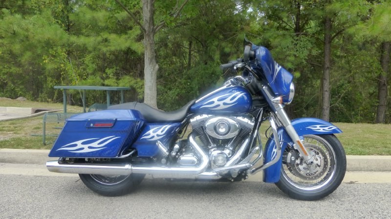 Harley-Davidson, Street Glide, 2009, 1584cc, 15190 Miles, Blue and White