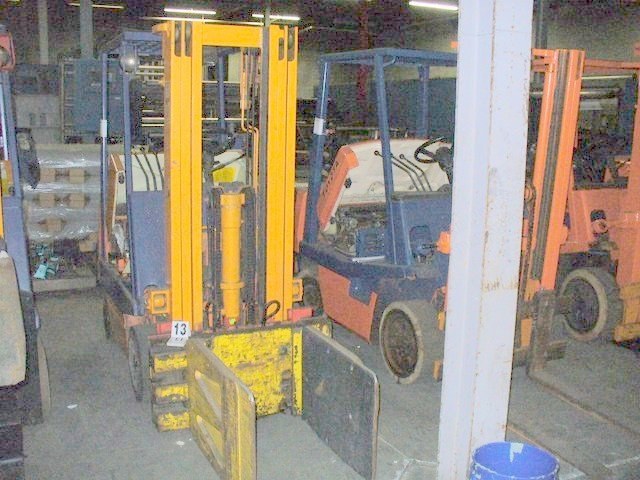 Toyota, 42-3FGCU, LP Forklift, 2560 lbs Capacity, 185 inch Max Lift, Clamp Attachment