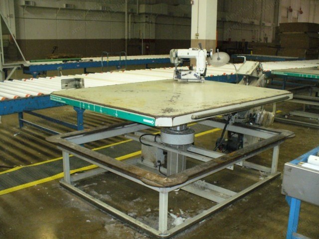 Spuhl Anderson, Tape Edge Machine, Queen Size, Singer 300W Sewing Head, 62x81.5 Inch Table