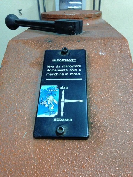 Atom, Die Cutting Press