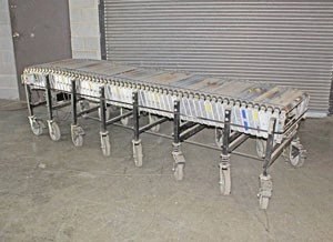 Accordion Skate Conveyor, 24" Wide, 21' Max Length