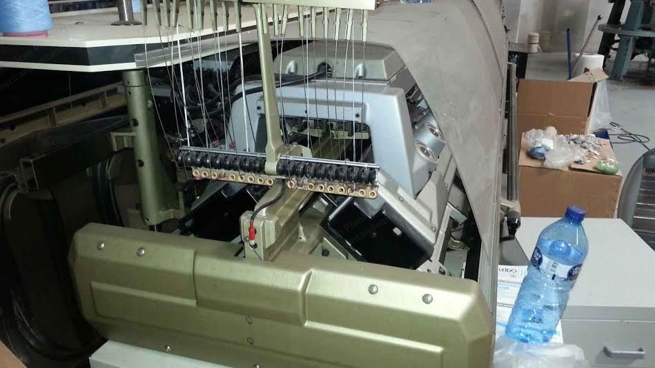 Shima Seiki, SEC 214 K1, 1997, 6 Gauge, Flat Knitting Machine