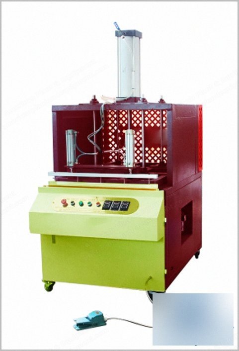NovaStar, LD009, Cushion and Pillow Compressing and Packaging Machine, 1.3kW, 180 units/hr, 800x1000mm Max Sealing Size