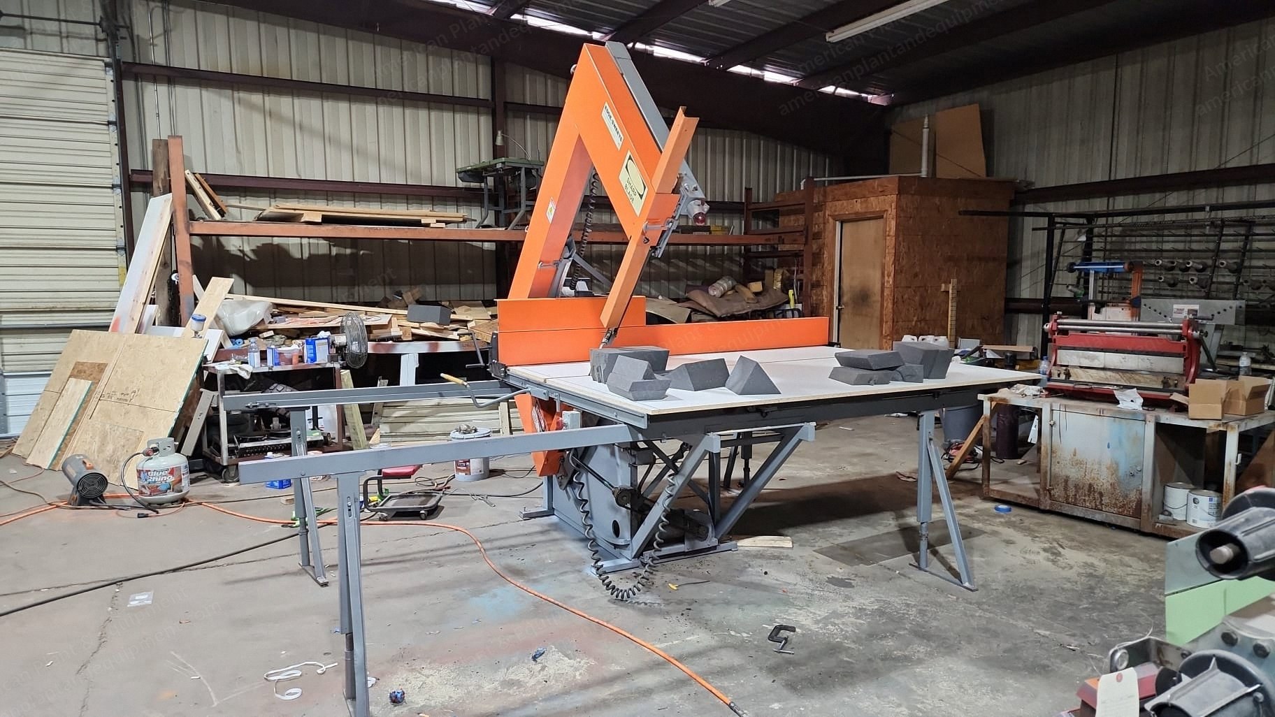 Edge Sweets, A1, 32 Inch Cut Height, 11 Foot Table Length, Tilt Saw