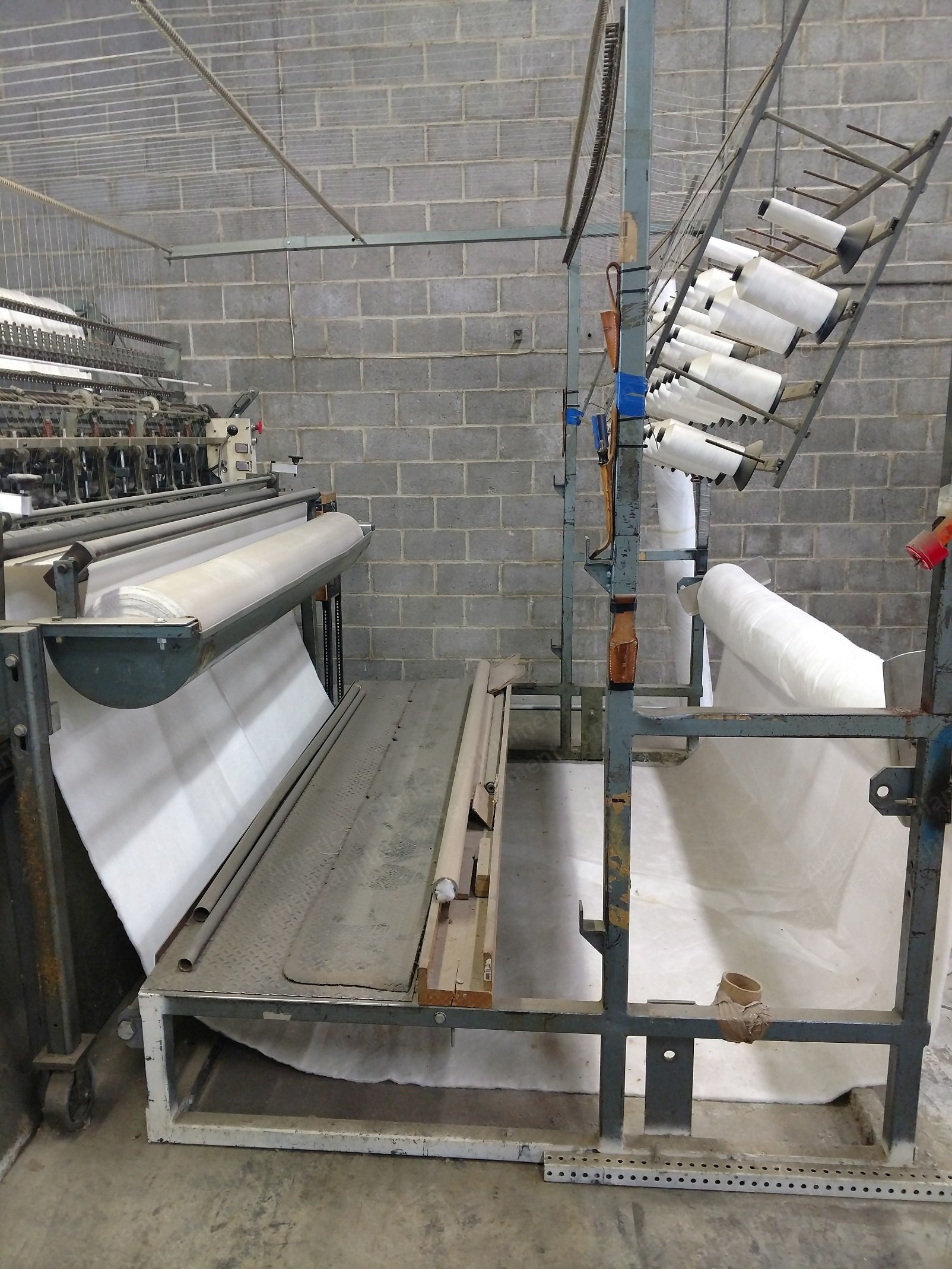 Gribetz, DG 2000, 1988, 84" Working Width, Chain Stitch Quilter, 3 Bar, Cam Machine