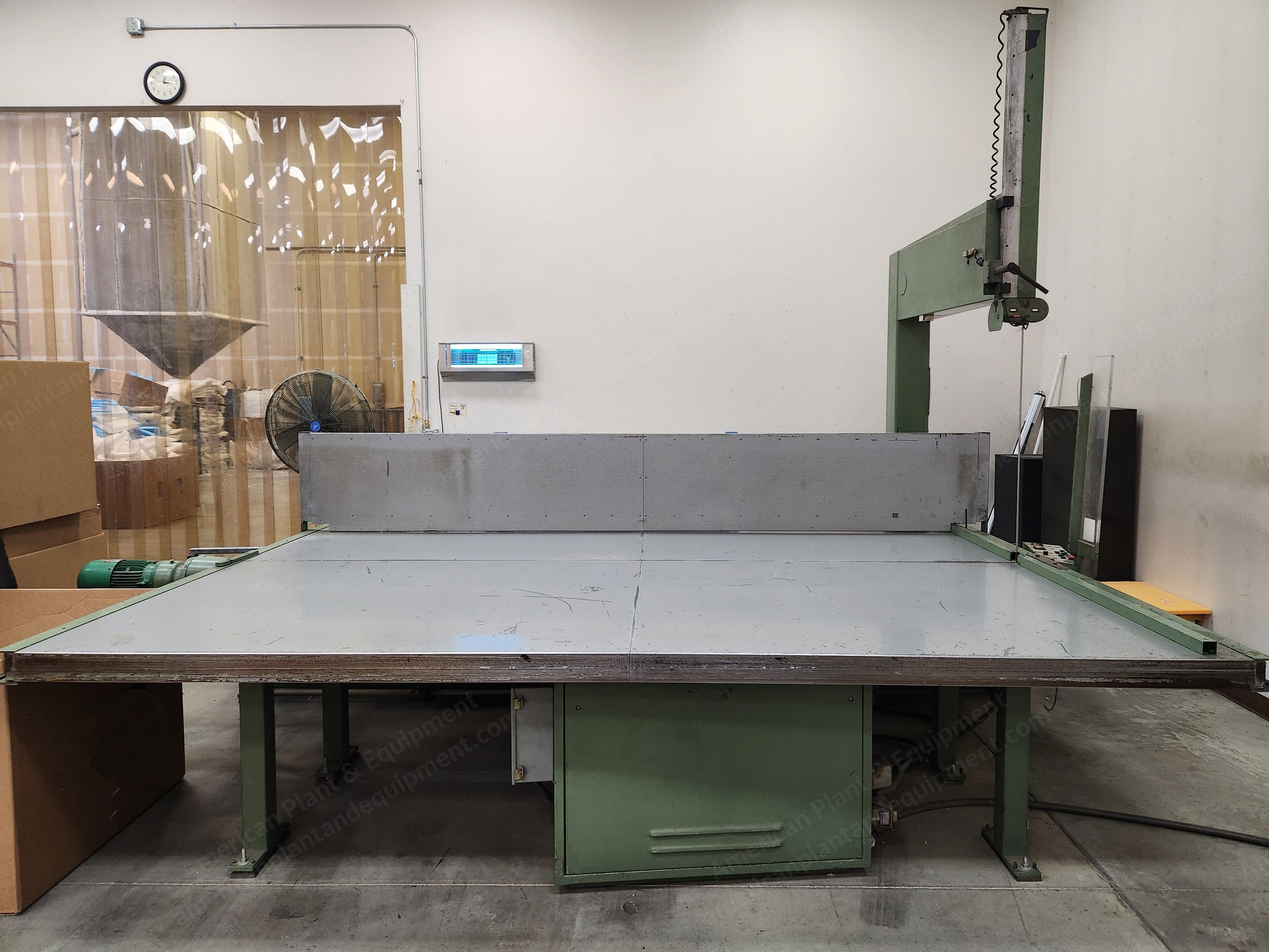 Fecken-Kirfel, 1982, Vertical Foam Cutting Machine, 36" Cut Height, 139" Width