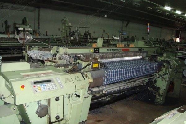 Sulzer, P7100, 1995, 3600mm Working Width, 1 to 2 Colors, Eccentric Shedding, with Dobby