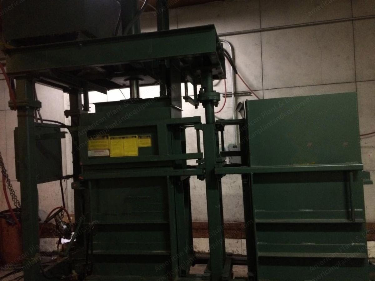 Consolidated Double Chamber Textile Baler, 1997, 20 HP, 6" Cylinder, 30 Tons