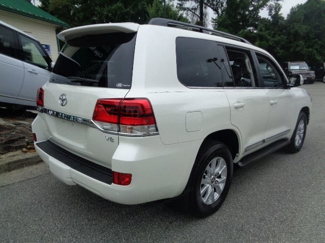 Toyota, Land Cruiser Base, 2016, V8 Engine, Automatic, White, 6,715 Miles