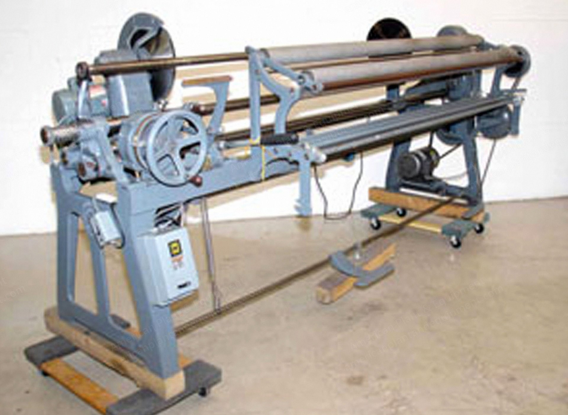 Utica, Fabric Roll Slitter, 90" Width, 15" Blade, 1.5" Shaft, 66" Rewinder, 220V