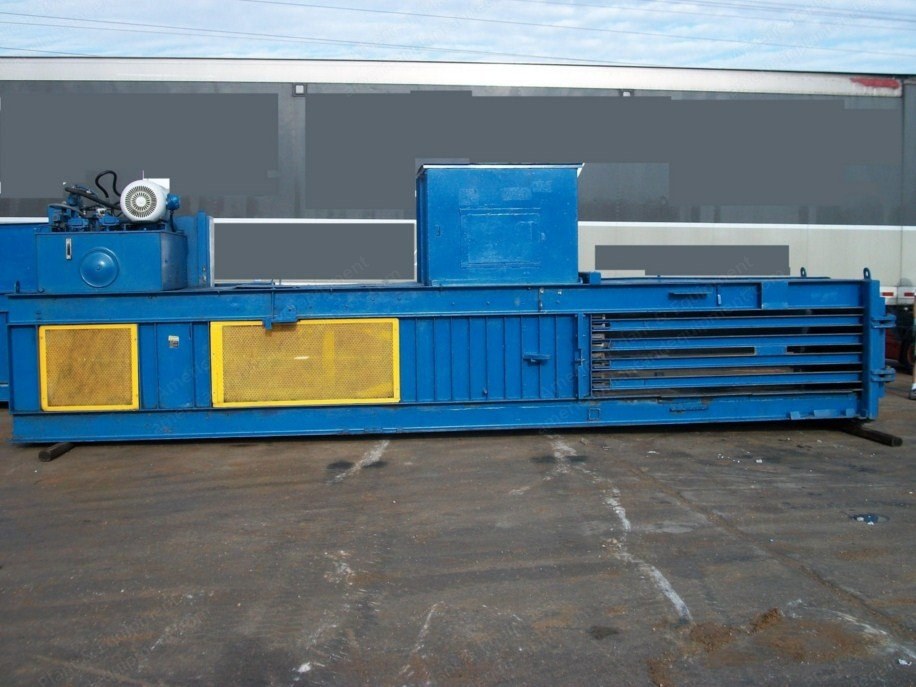 Selco, HL50SA, Horizontal Baler, 30 HP, 96 inch Bale Length
