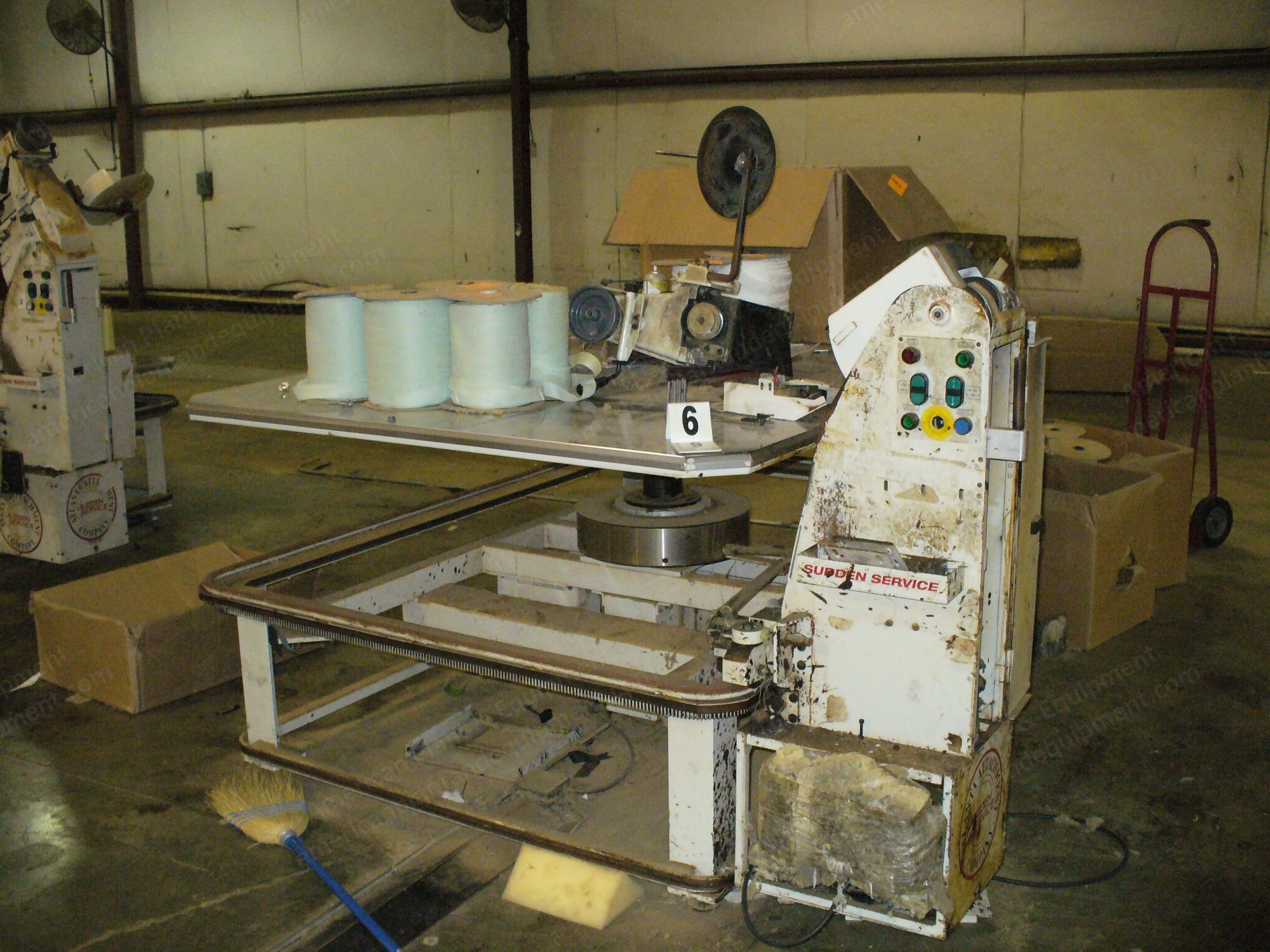 Atlanta Attachment, 300Ux5, Tape Edge Machine, 59.5x80 Inch Table