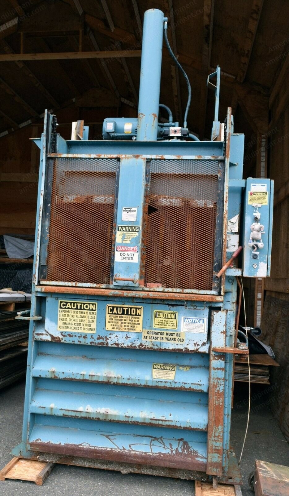 Marathon, V-4830HD, Vertical Hydraulic Baler Compactor, 10 HP, 56500 lbs Platen Force