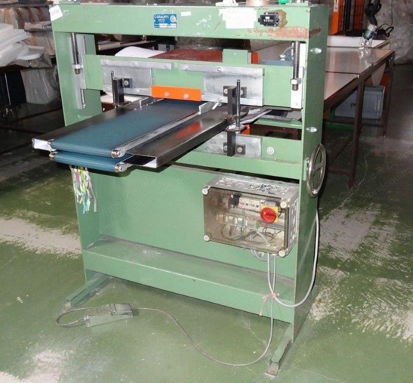 Grauff, KGF 700, 1991, Pillow Width 300mm to 550mm, Max Height 140mm