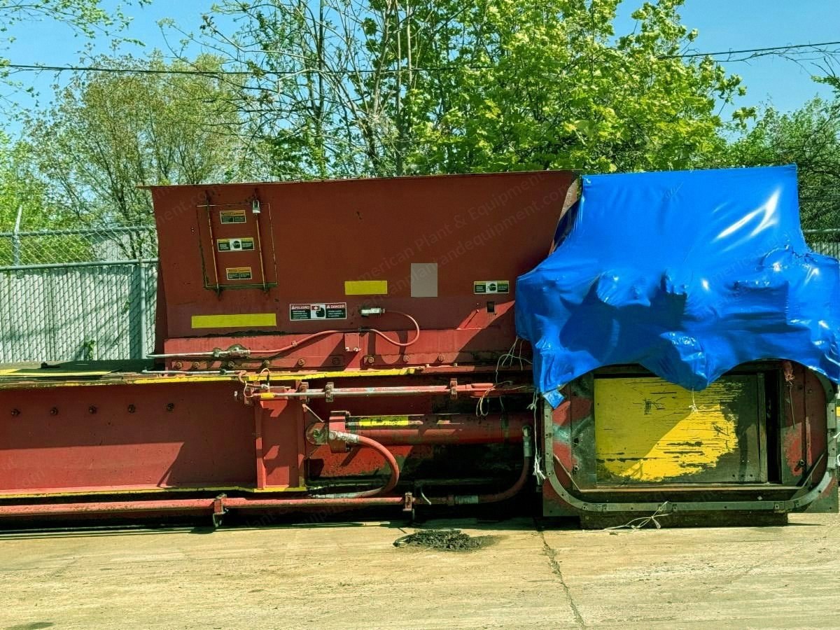 Harris, Centurion 150, Two-Ram Baler, 150HP, 45" x 31" x 64" Bale Size, 3500 PSI