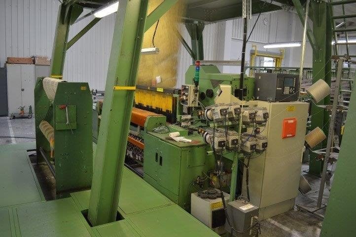 Van De Wiele, VMM-32, 1997, Velvet Weaving Loom, 1750mm Reed Width, 4 Weft Colors, Staubli CX-990 Jacquard