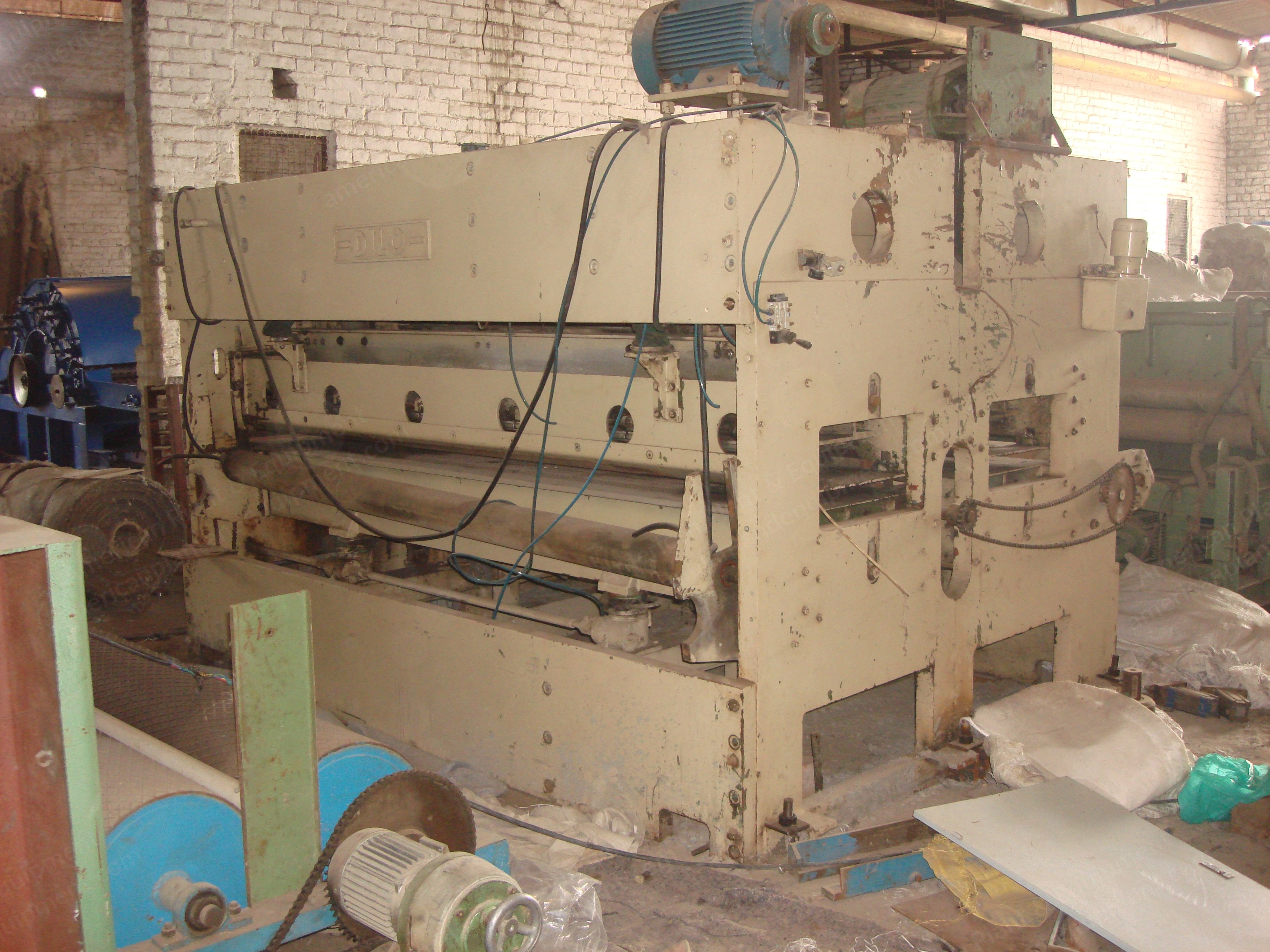 Dilo, 4 Boards, 2500mm Working Width, 40mm Stroke, Down Stroke