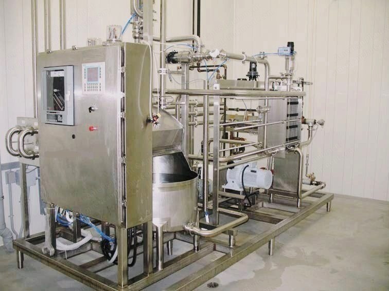 Savery, Ultra High Temperature Pasteurization System, 1000 to 2000 L/h, Stainless Steel Platform