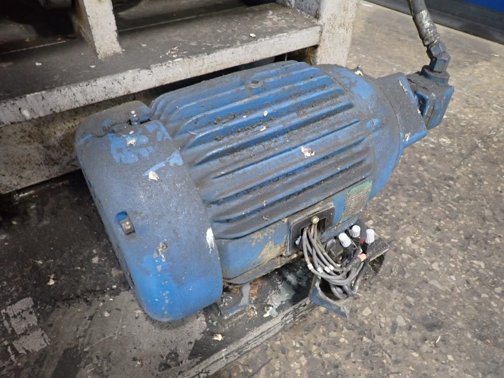 Compac, Horizontal Baler, 29x28 Inch Opening, 15 HP