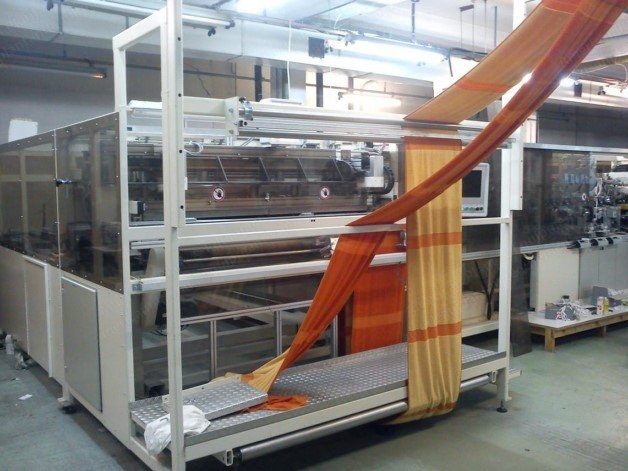 Texpa, QRSN 132-2 / LN1023, 2005, Length and Cross Hemmer, Lockstitch, Width 300-1800mm, Pfaff Sewing Heads