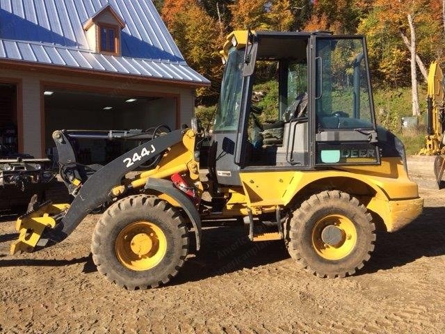John Deere, 244J, Wheel Loader