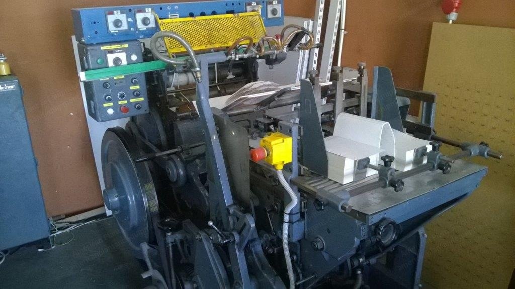 Gietz, Paper Tray Making Machine, 2 Forms, 5000 Trays/hr