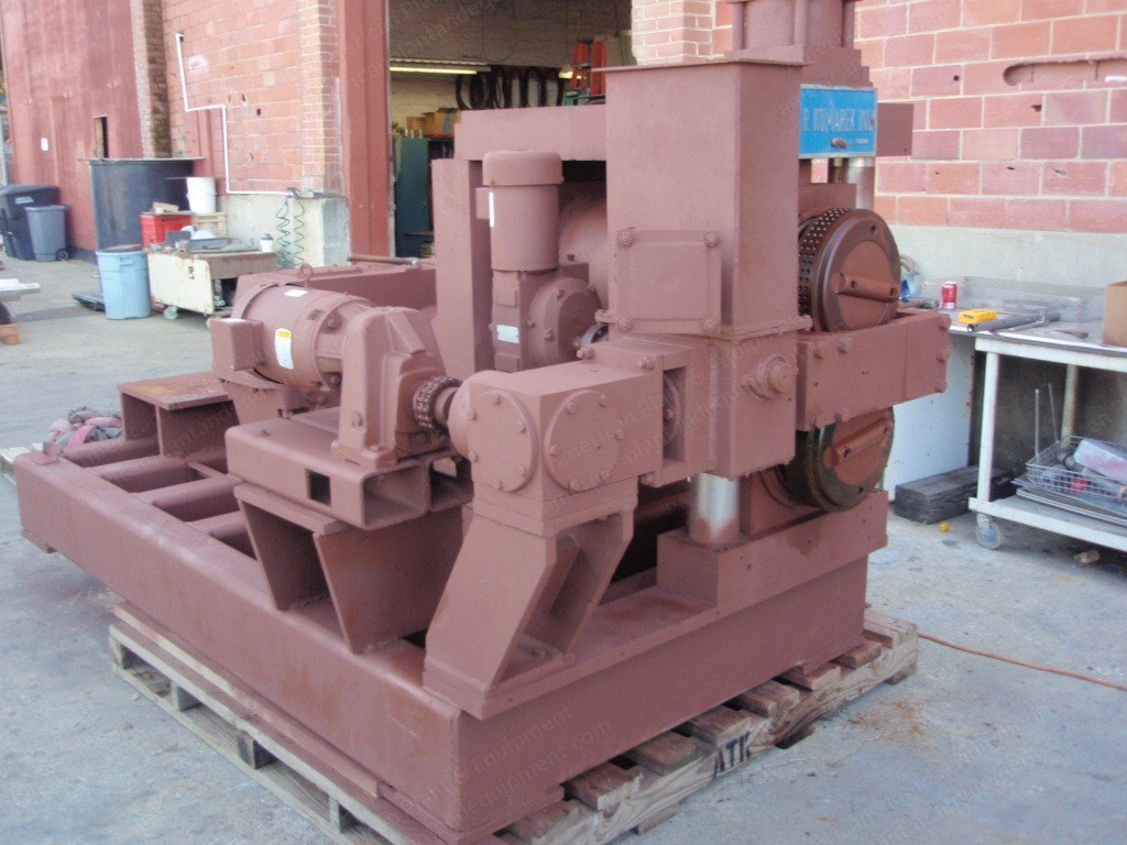 KR Komarek, Model B, Briquetter Compactor, 15" x 2-7/8" Rolls, 7.5 HP Horizontal Feed Auger
