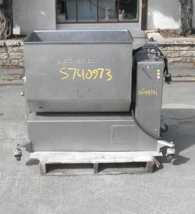 Butcher Boy, 250 MF, Stainless Steel Paddle Mixer, 8 CF, 2 HP