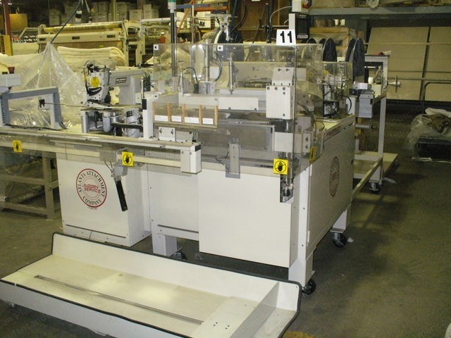 Atlanta Attachment, 3300R, Automatic Border Measure, Sew and Handle Attaching Machine, 3 Sewing Heads, 15 inch Max Border