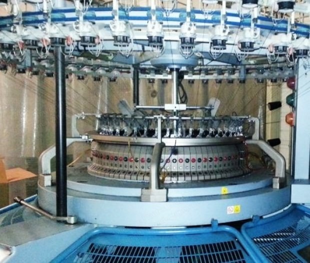 Vignoni, Zenith, Circular Knitting Machine, 30" Diameter, 28 Gauge, 90 Feeds, Open Width